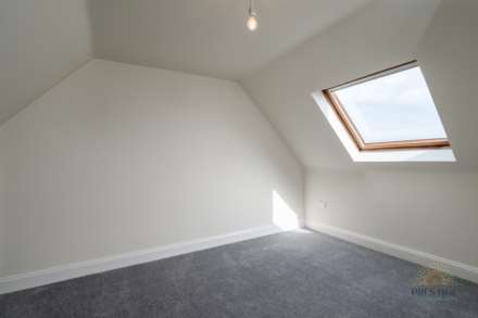 ST CLEMENT, Image 15