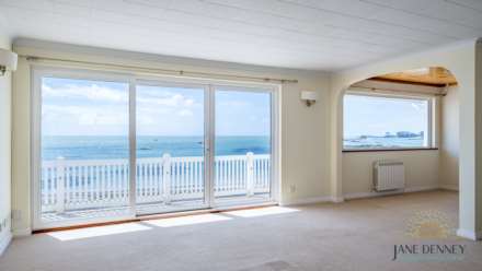 BEACH FRONT - PONTAC, Image 2