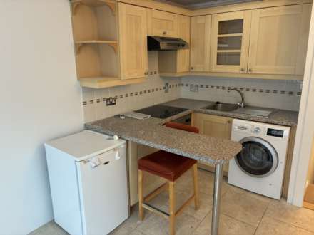 La Chasse, St Helier - QUALIFIED, Image 2