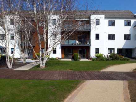 1 Bedroom Flat, L`Hermitage Gardens, Beaumont