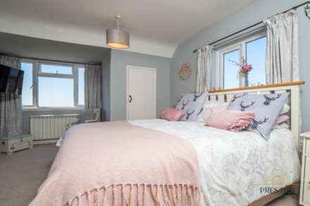 ST OUEN, Image 10