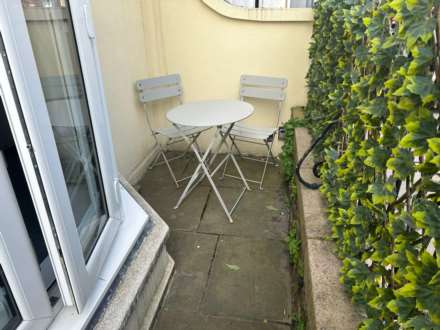 Victoria Street, St Helier, Image 4