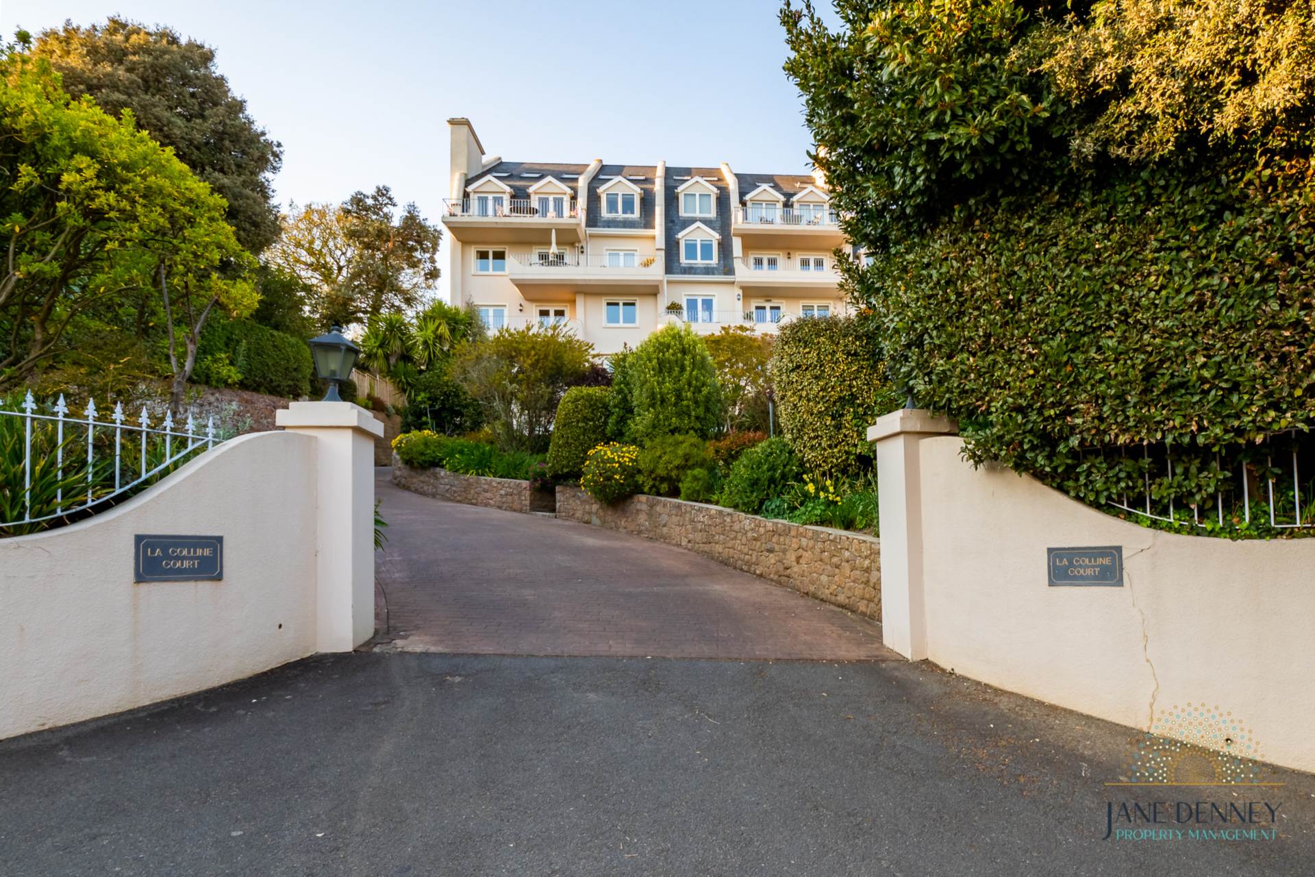 Le Mont De Gouray, St Martin, Image 1