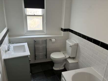 La Rue Du Hocq, Image 12