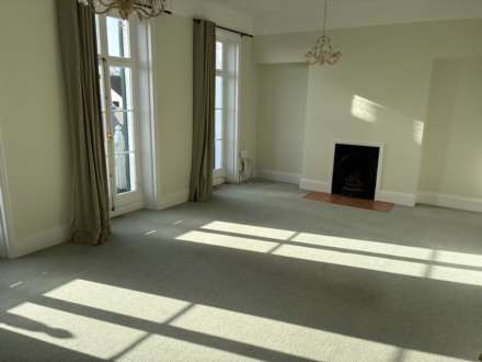 La Rue Du Hocq, Image 3