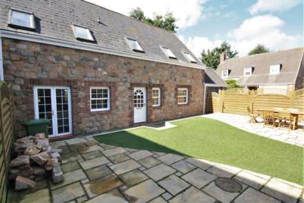 Property For Sale Le Catillon, Grouville