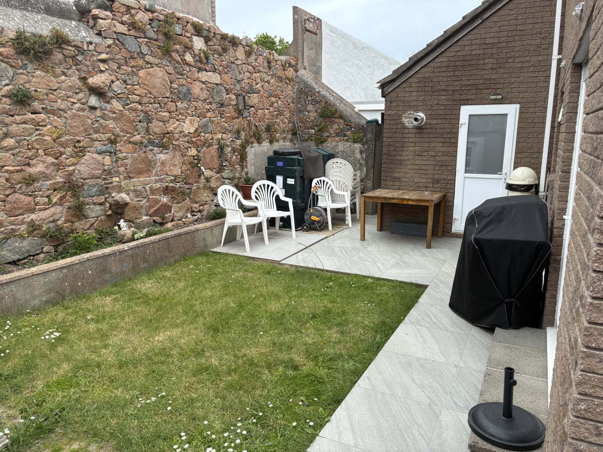 St Clement -   QUALIFIED, Image 11