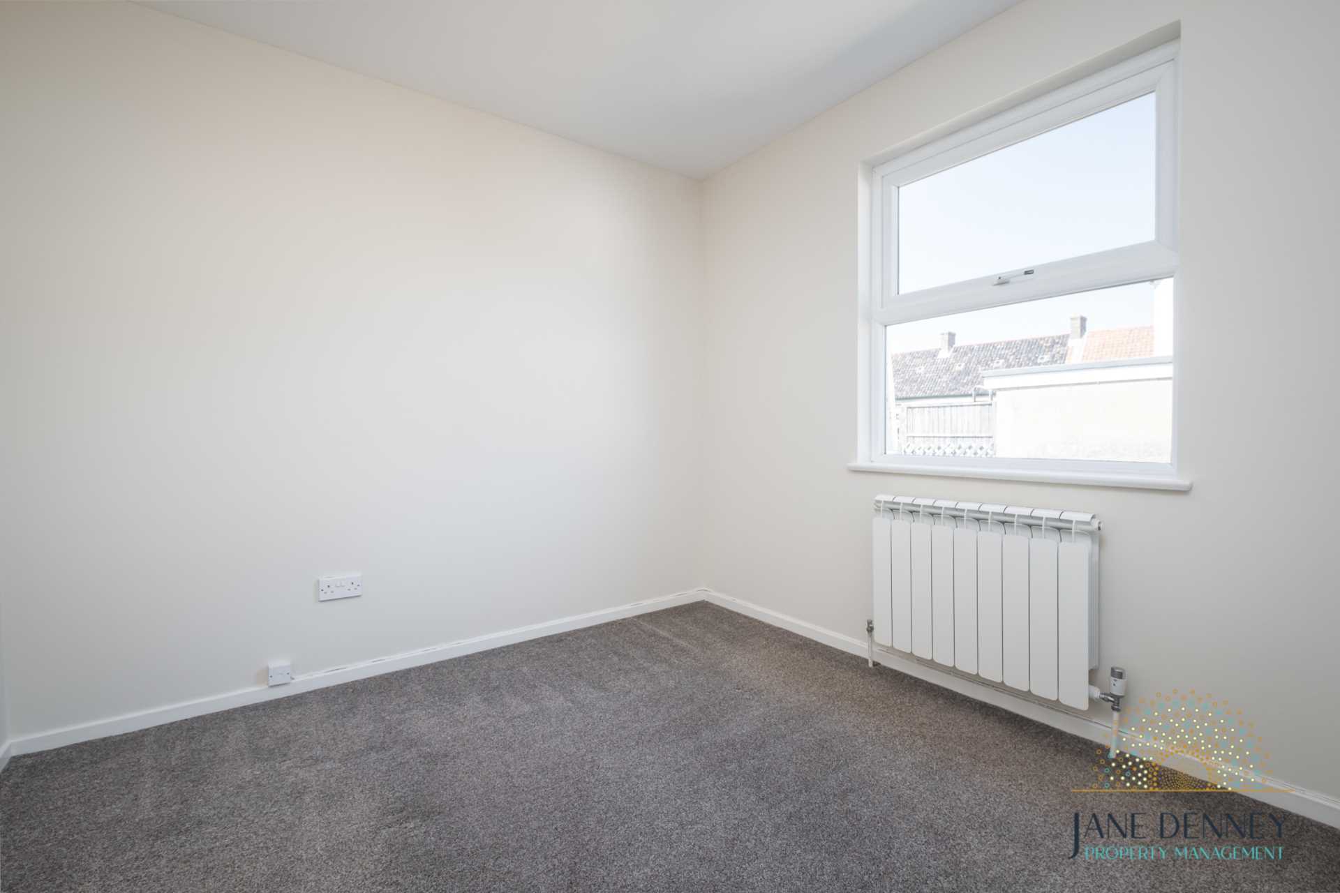 St Clement -   QUALIFIED, Image 8