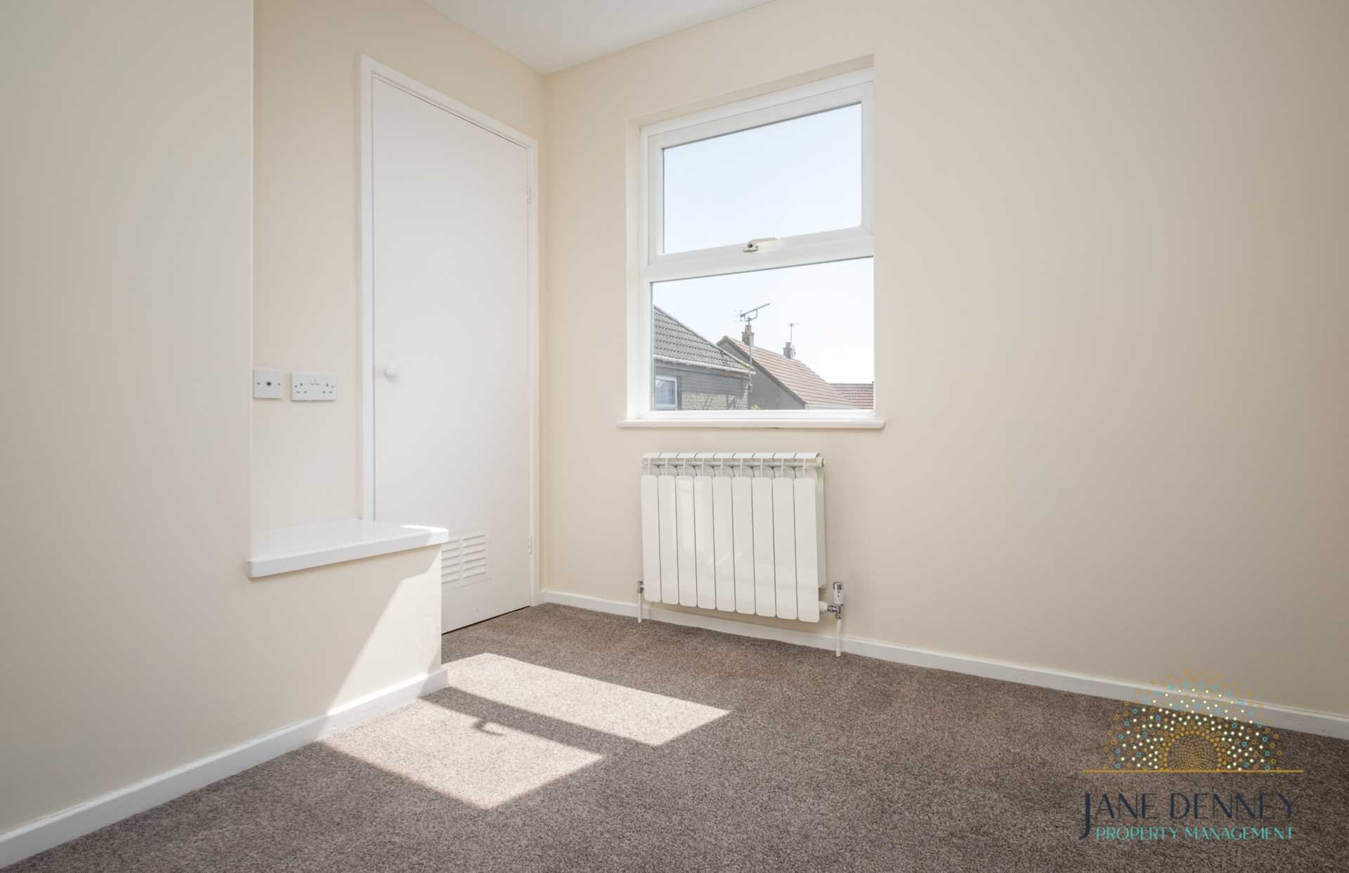 St Clement -   QUALIFIED, Image 9