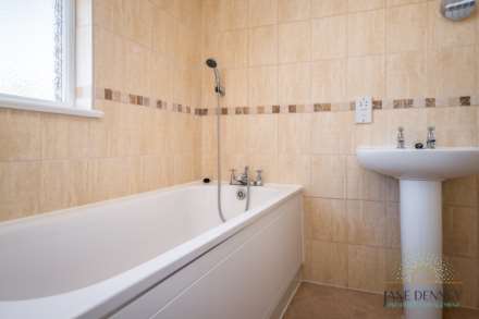 St Clement -   QUALIFIED, Image 10