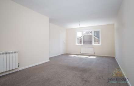 St Clement -   QUALIFIED, Image 3