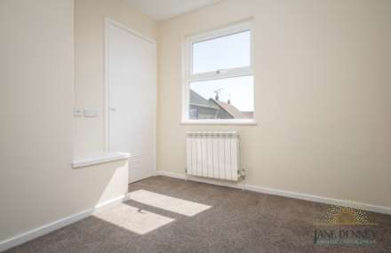 St Clement -   QUALIFIED, Image 9