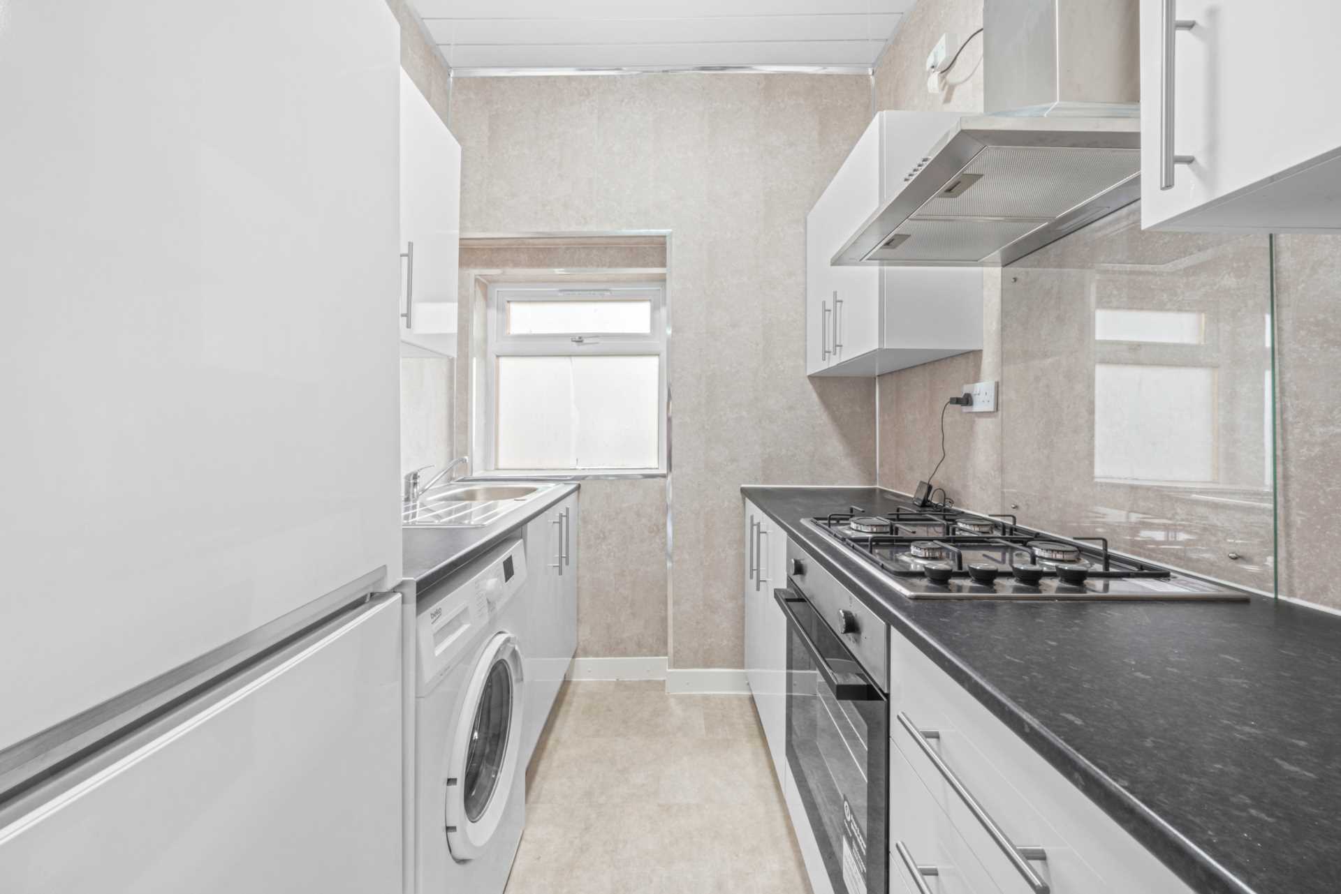 Castlemilk Road, Kingspark, Image 5