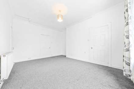 Castlemilk Road, Kingspark, Image 3