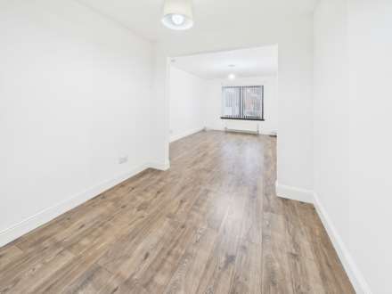 Ardencraig Drive, Castlemilk, Image 3