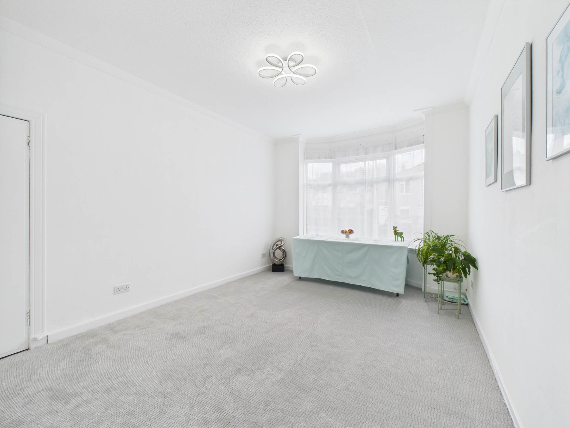 Kingsheath  Avenue, Kingspark, Image 6