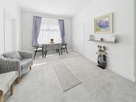 Kingsheath  Avenue, Kingspark, Image 4