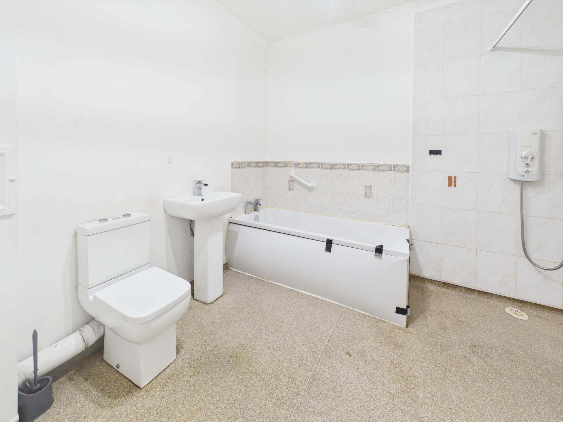 Maxwell Court, Coatbridge, Image 9