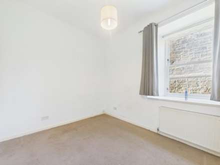 Maxwell Court, Coatbridge, Image 5