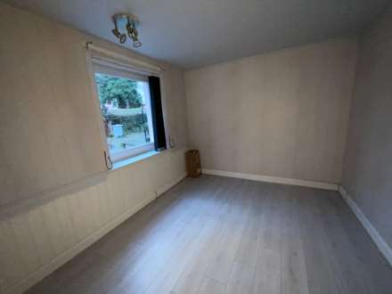 Prospecthill Road, Toryglen, Image 4