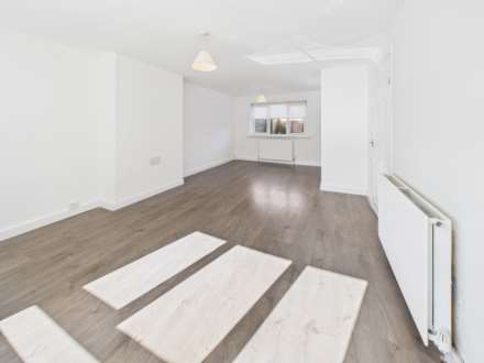 Buchan Green, Calderwood, East Kilbride, Image 2