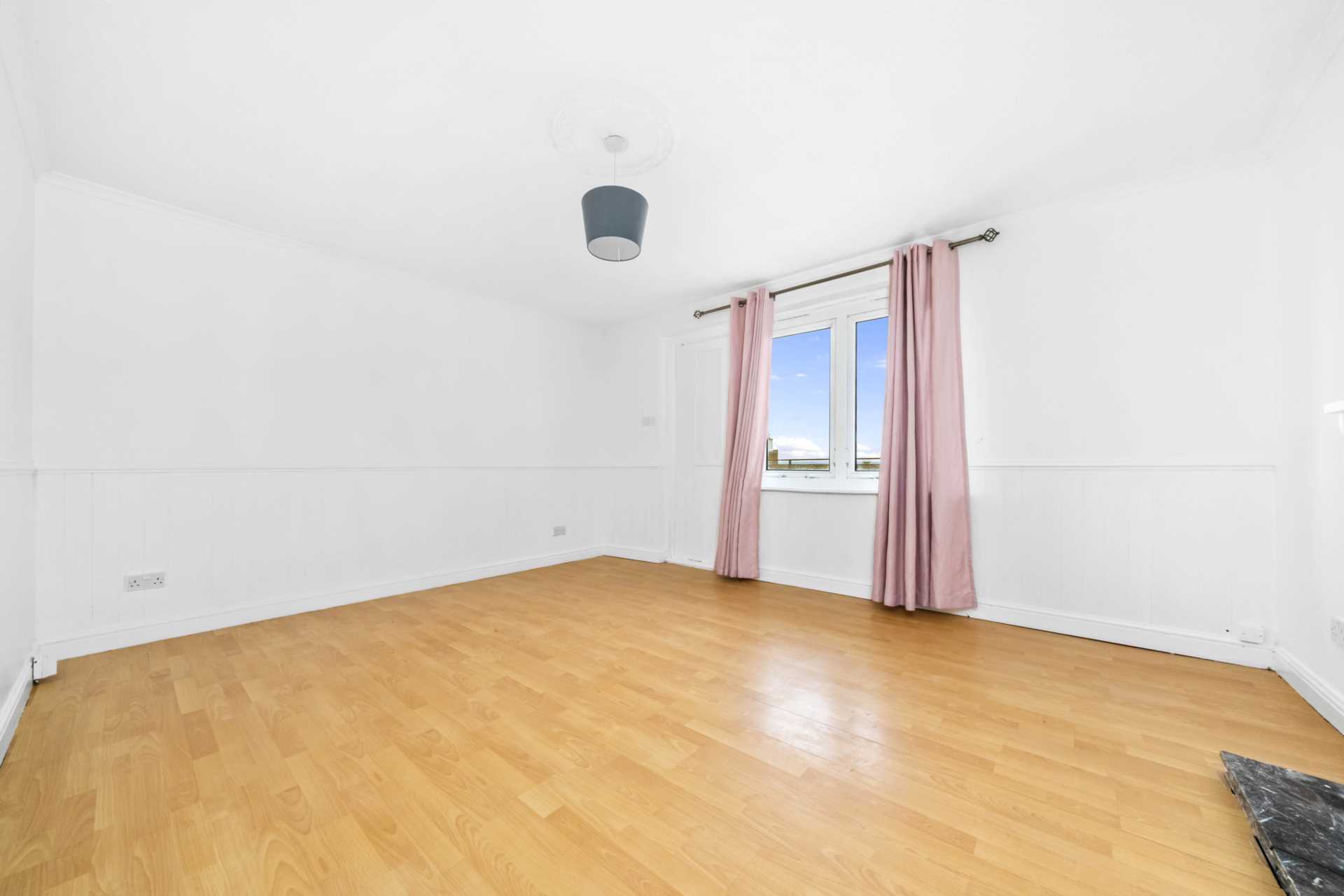 Second Ave, Clydebank, Image 4