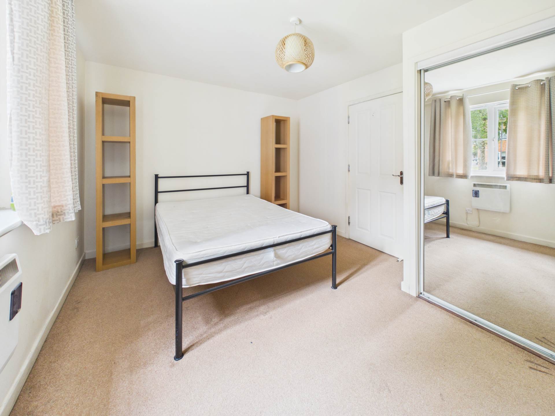 Flat 1, 6 Tullis Gardens, G40 1AF, Image 4
