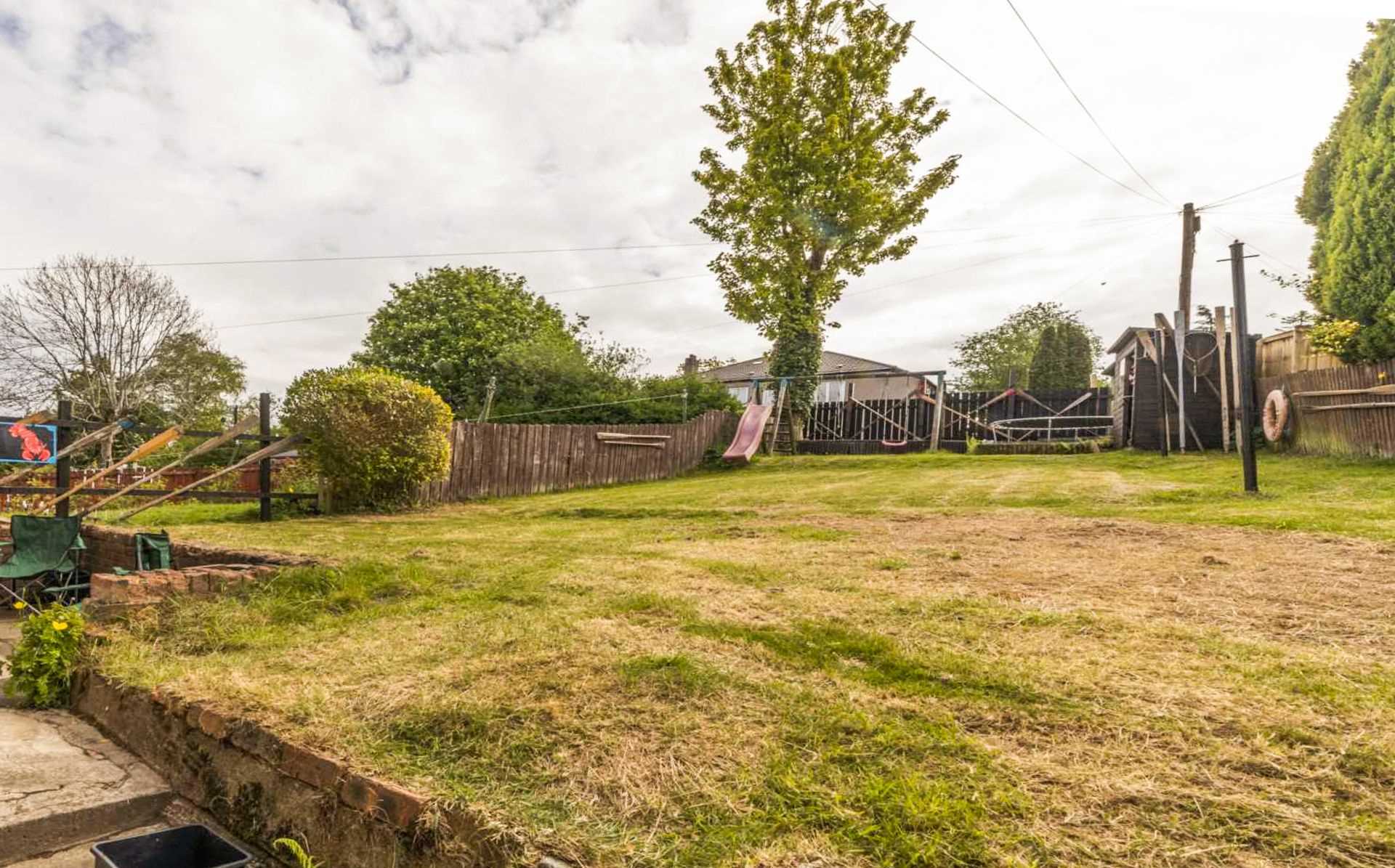 Highcroft Avenue, Croftfoot, Image 21