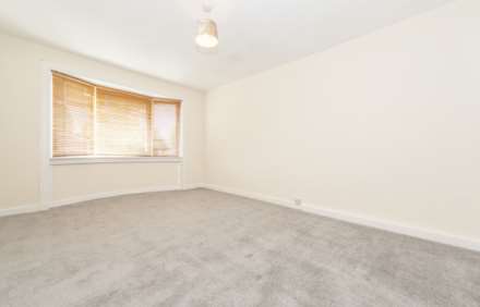 Highcroft Avenue, Croftfoot, Image 2