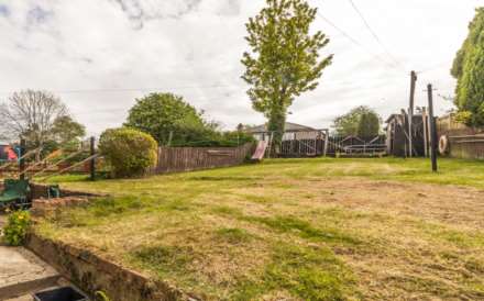 Highcroft Avenue, Croftfoot, Image 21