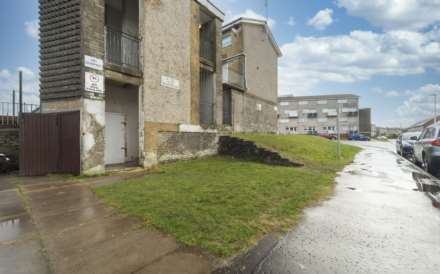 Seafield Drive, Springhall, Image 13