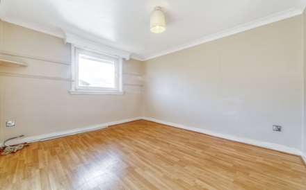 Seafield Drive, Springhall, Image 6