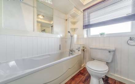 Seafield Drive, Springhall, Image 9