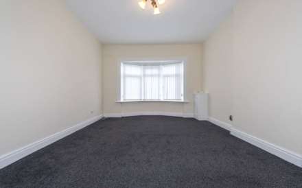 Muirdrum Avenue, Cardonald, Image 9