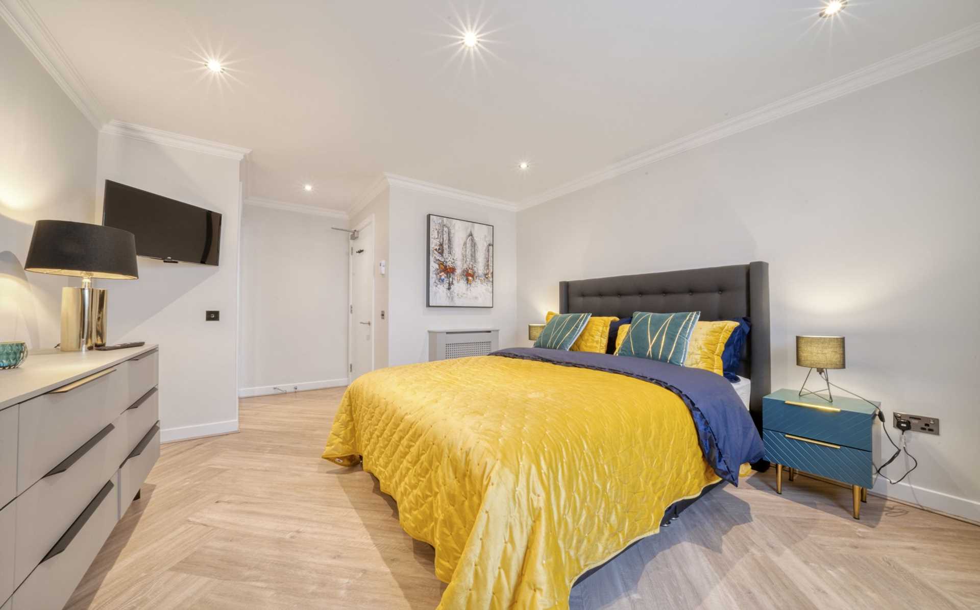 Minerva Street, Glasgow, Image 13