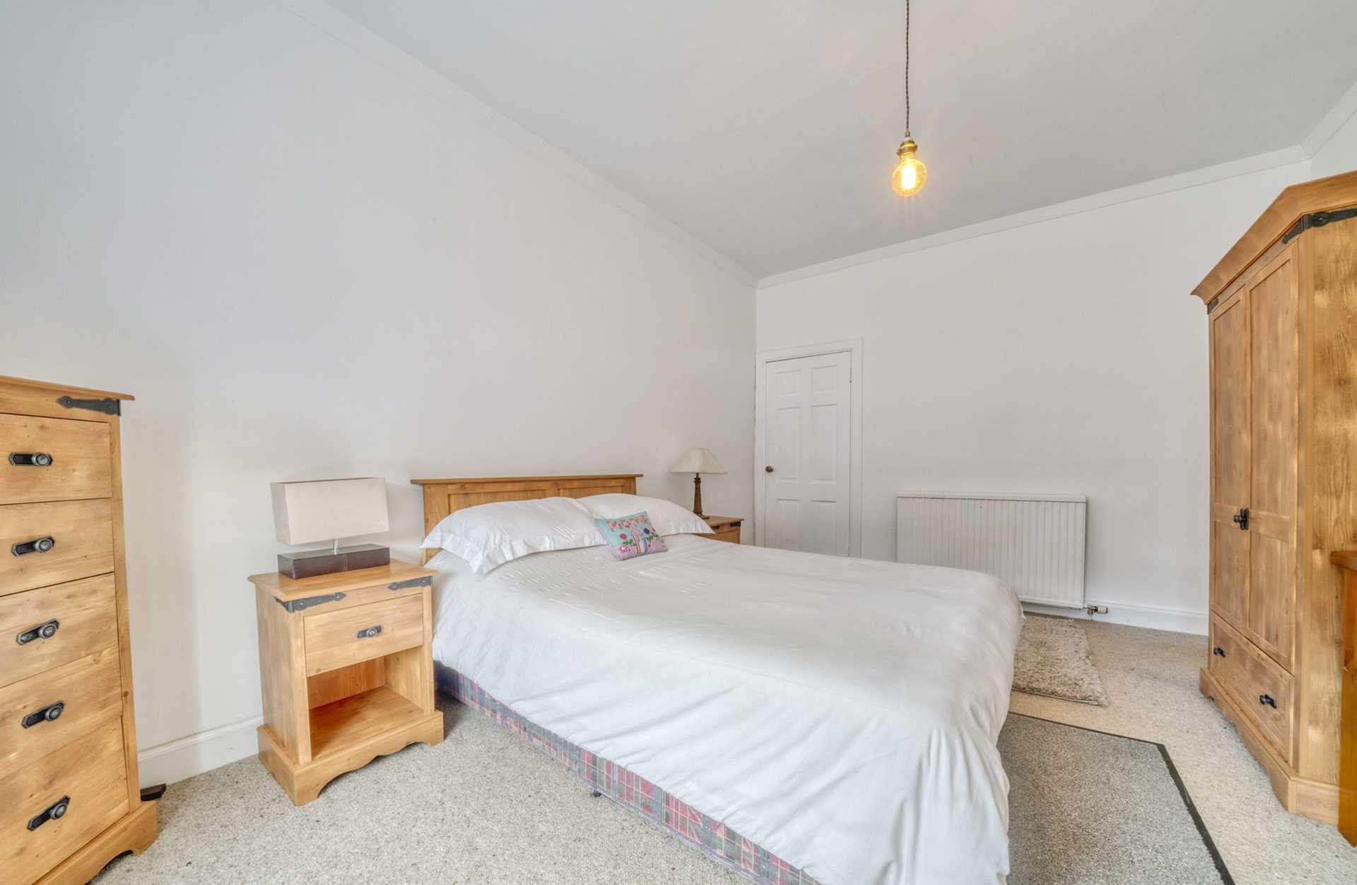 Montford Avenue, Kingspark, Image 11