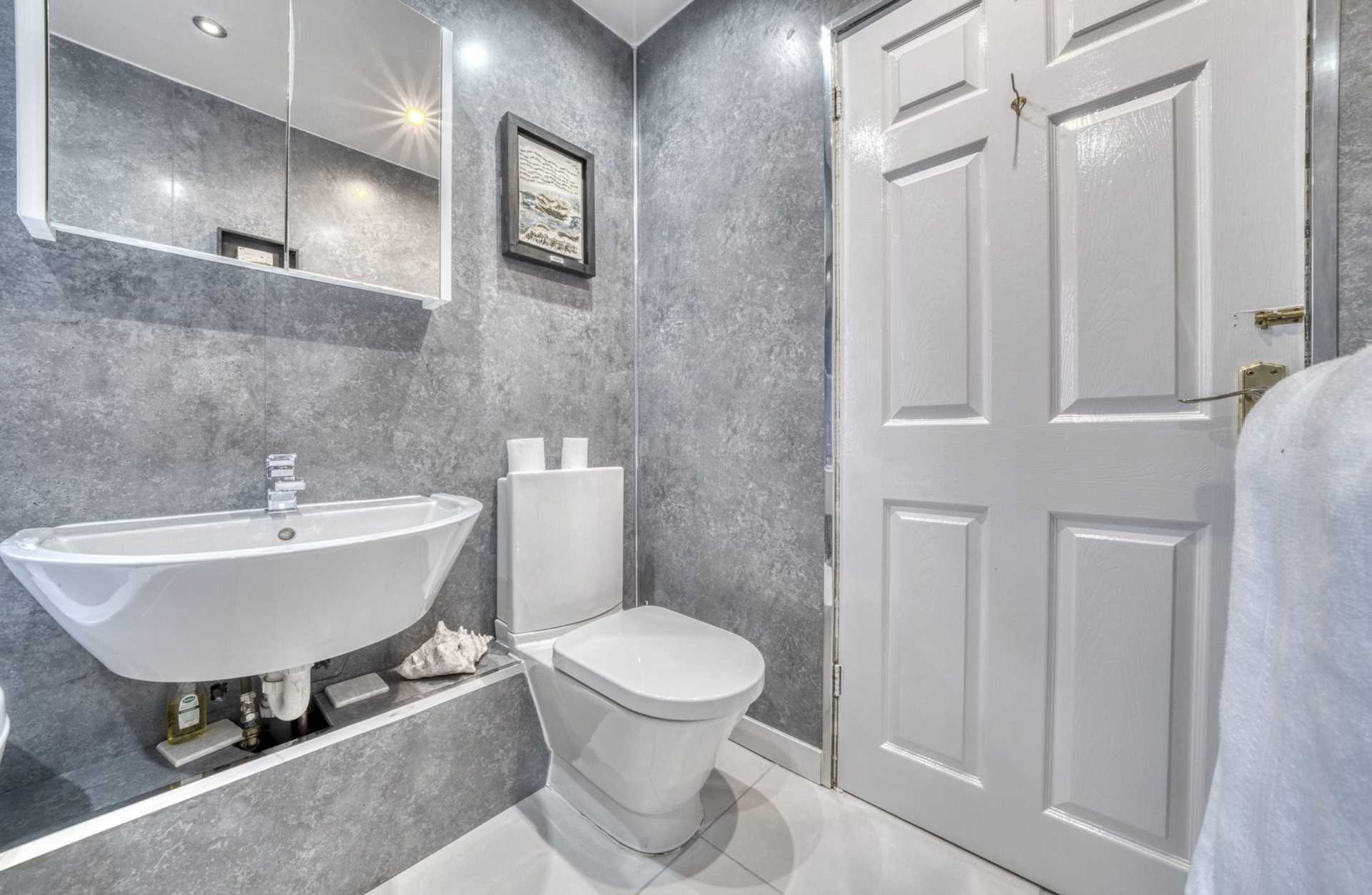 Montford Avenue, Kingspark, Image 6