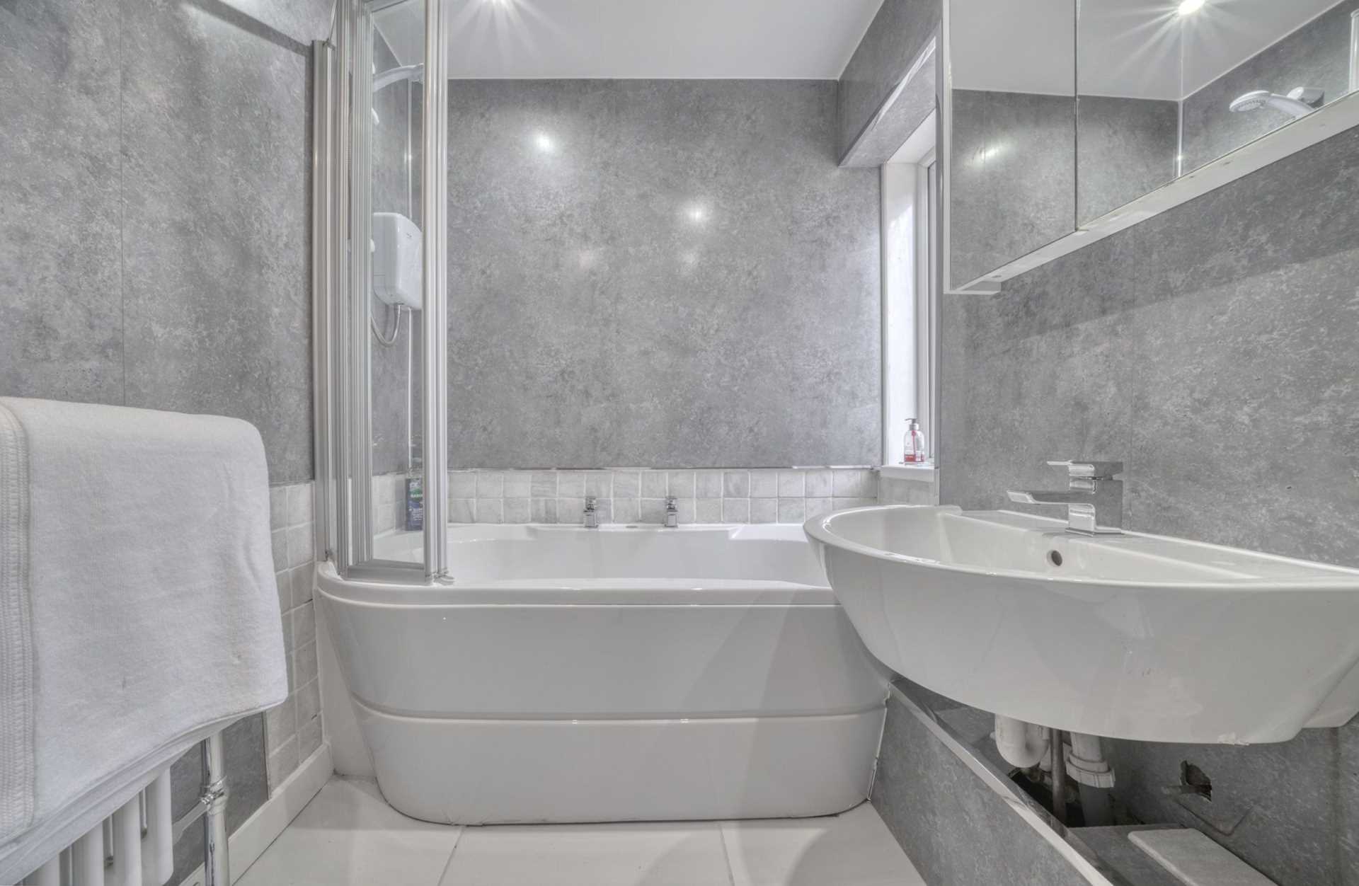 Montford Avenue, Kingspark, Image 8