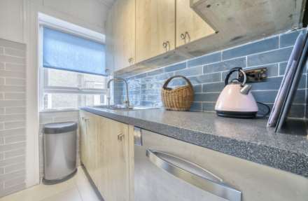 Montford Avenue, Kingspark, Image 13