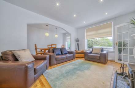 Montford Avenue, Kingspark, Image 3