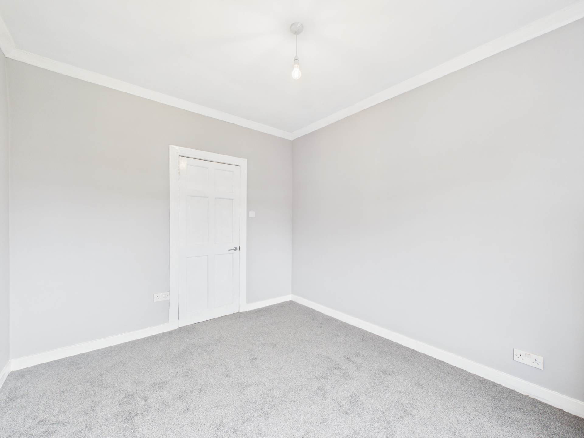 Curling Crescent, Glasgow, Image 4