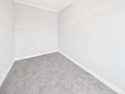 Curling Crescent, Glasgow, Image 11