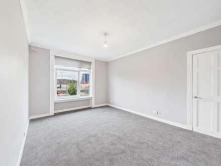 Curling Crescent, Glasgow, Image 13