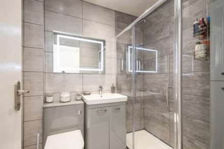 Tormusk Gardens, Glasgow, Image 7