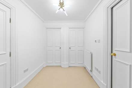 Lynedoch Crescent, Glasgow, Image 19