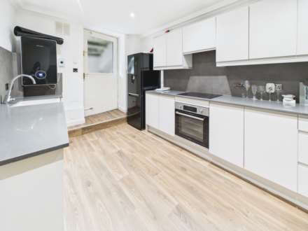 Lynedoch Crescent, Glasgow, Image 8