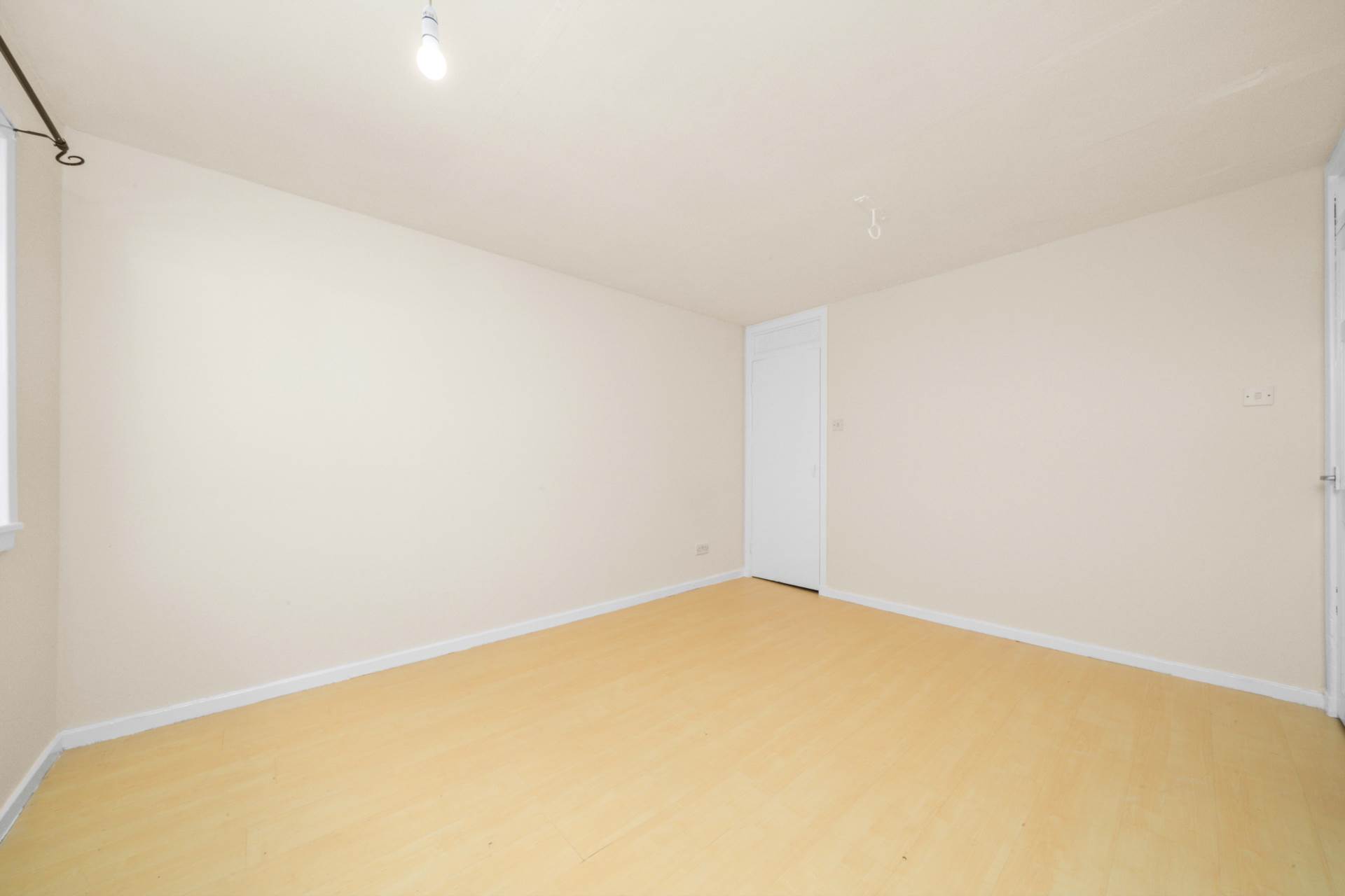 Kintyre Avenue, Linwood, Image 10