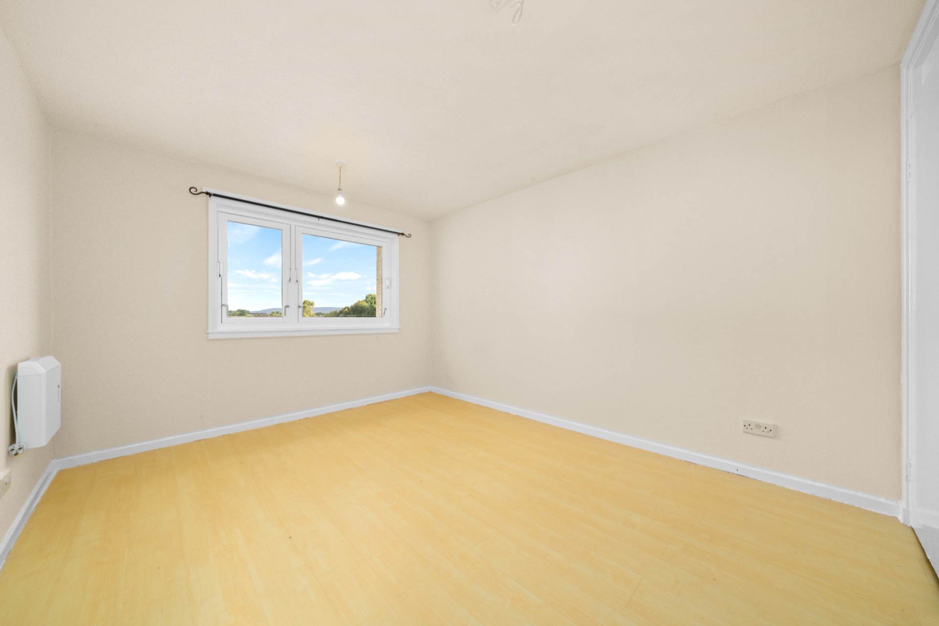 Kintyre Avenue, Linwood, Image 11