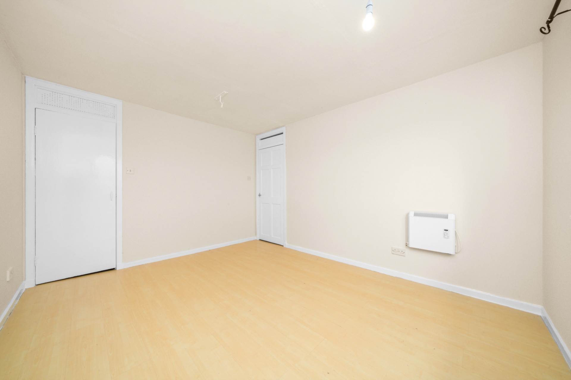 Kintyre Avenue, Linwood, Image 9