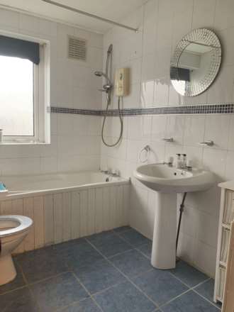 Alice Street, Paisley, Image 7